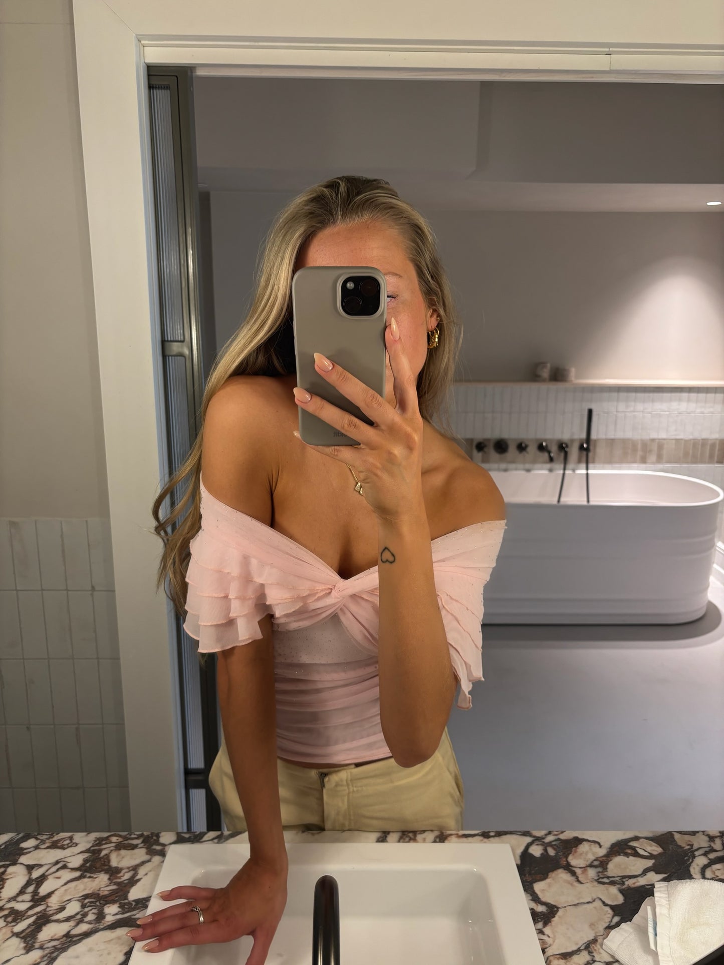 Juliette Ruffle Offshoulder top